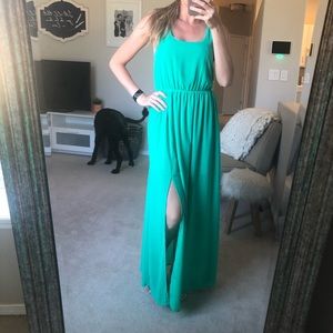 Vestique Maxi Dress